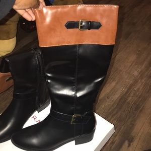 Black & Brown Boots 😍